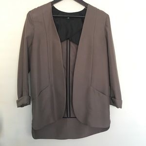 Dark taupe buttonless blazer
